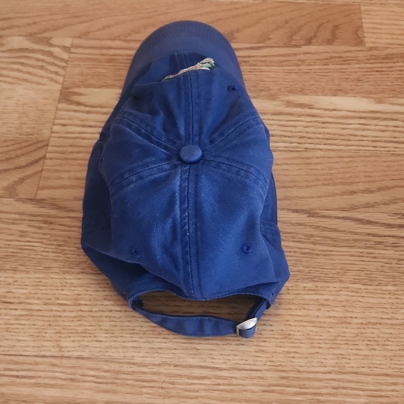 GUC Smathers & Branson Baseball Cap with Needlepoint Fish, OS - Picture 2 of 7